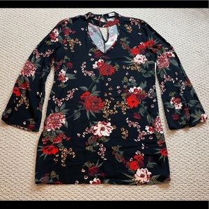 Just Fab long bell sleeve V-neck black floral print‎ Shift Dress, sz L, NWT